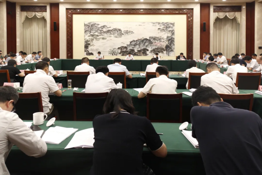 无锡市召开工业经济半年度工作会议