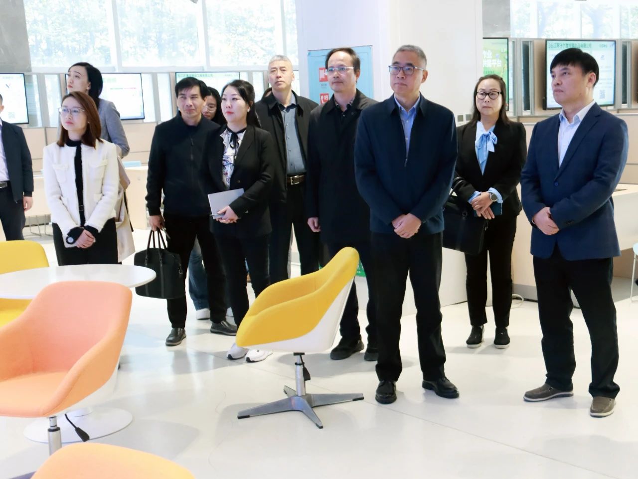 市政协社法海联委赴人社局开展推进高质量就业创业对口协商活动